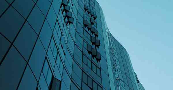 启辰智能机器人