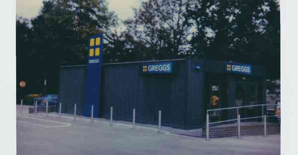 酒店智能机器人搞笑瞬间 酒店机器人好可爱