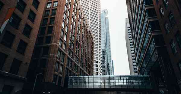 江湾人工智能机器人