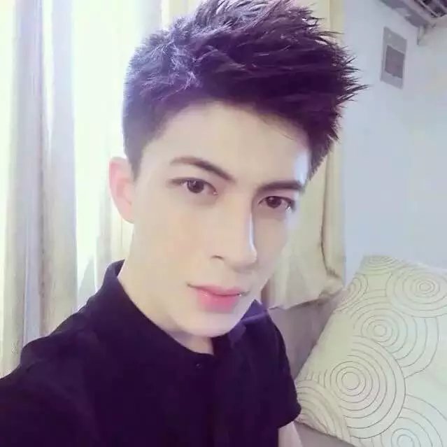 甄琬彦钧