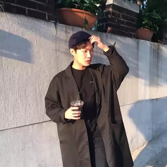 巩梁芝勤