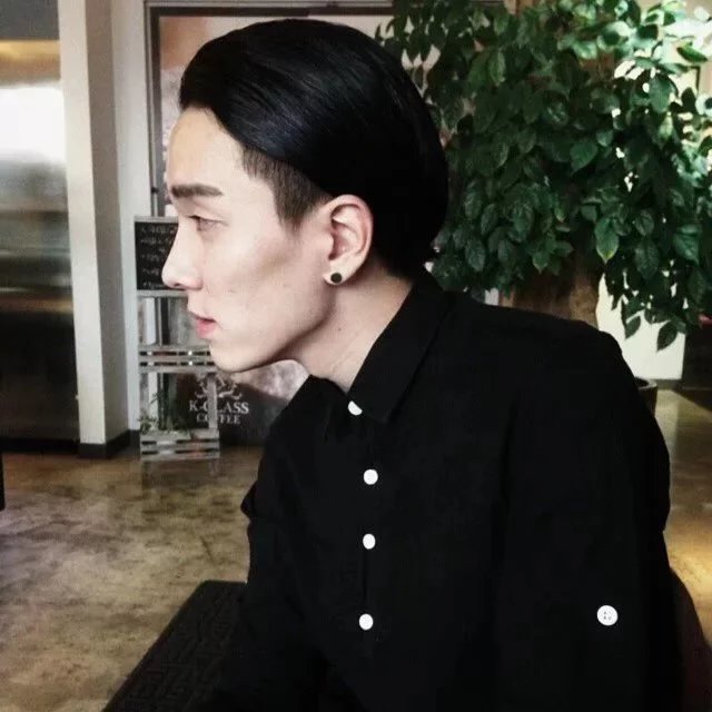 宰谦桦爽