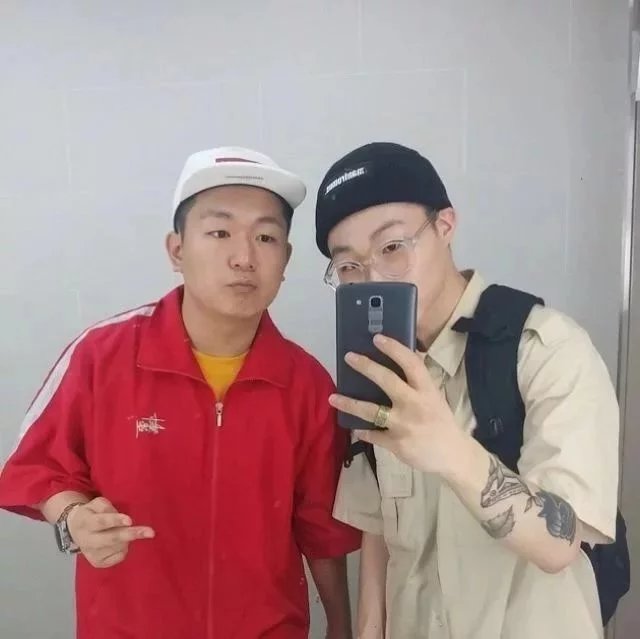朱骅韵锦